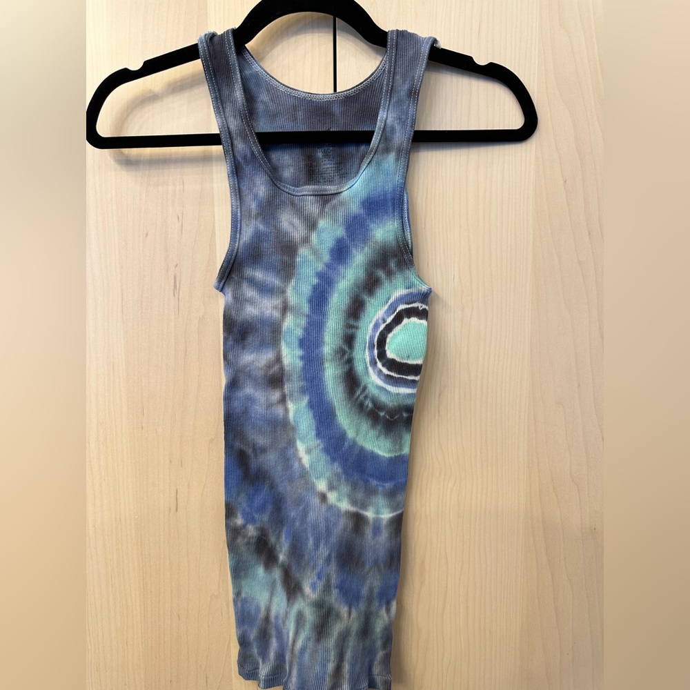 TIE DYE